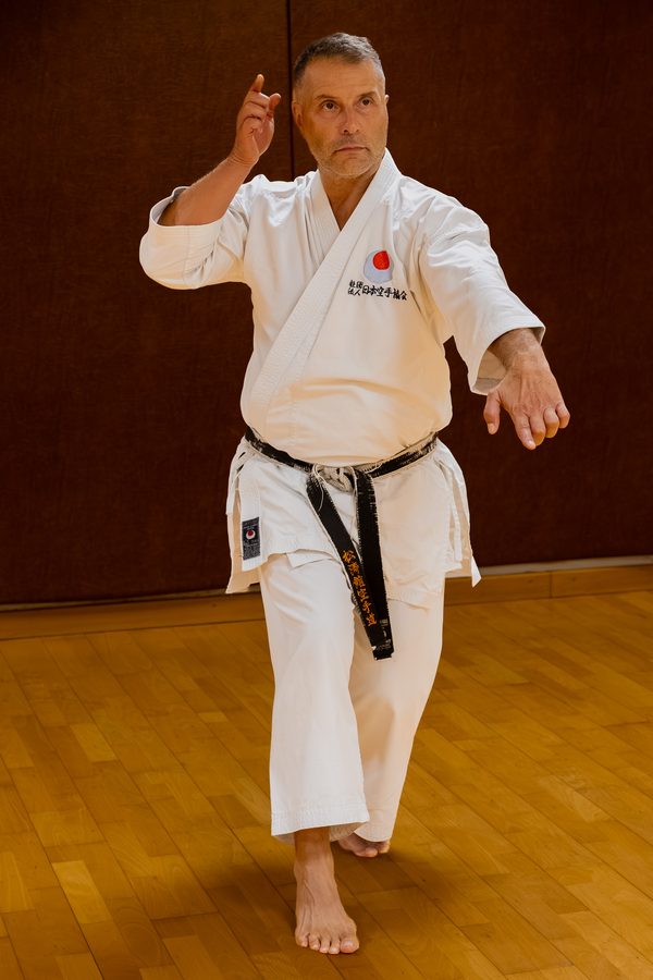 José Da Silva, main haute, en préparation de technique